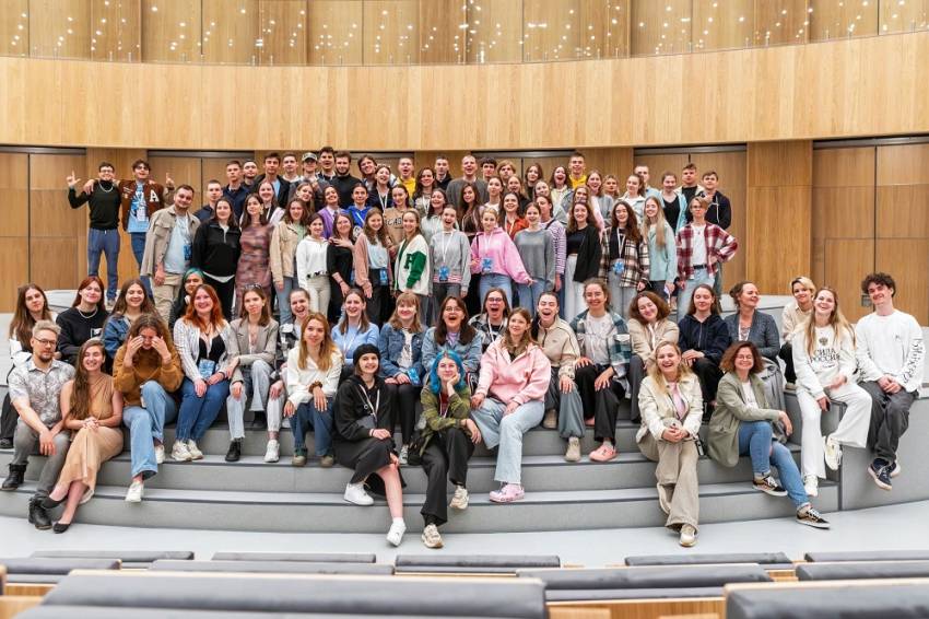 Студенты НИУ «БелГУ» активно проводят летние каникулы События НИУ «БелГУ» студенты ниу «белгу» активно проводят летние каникулы